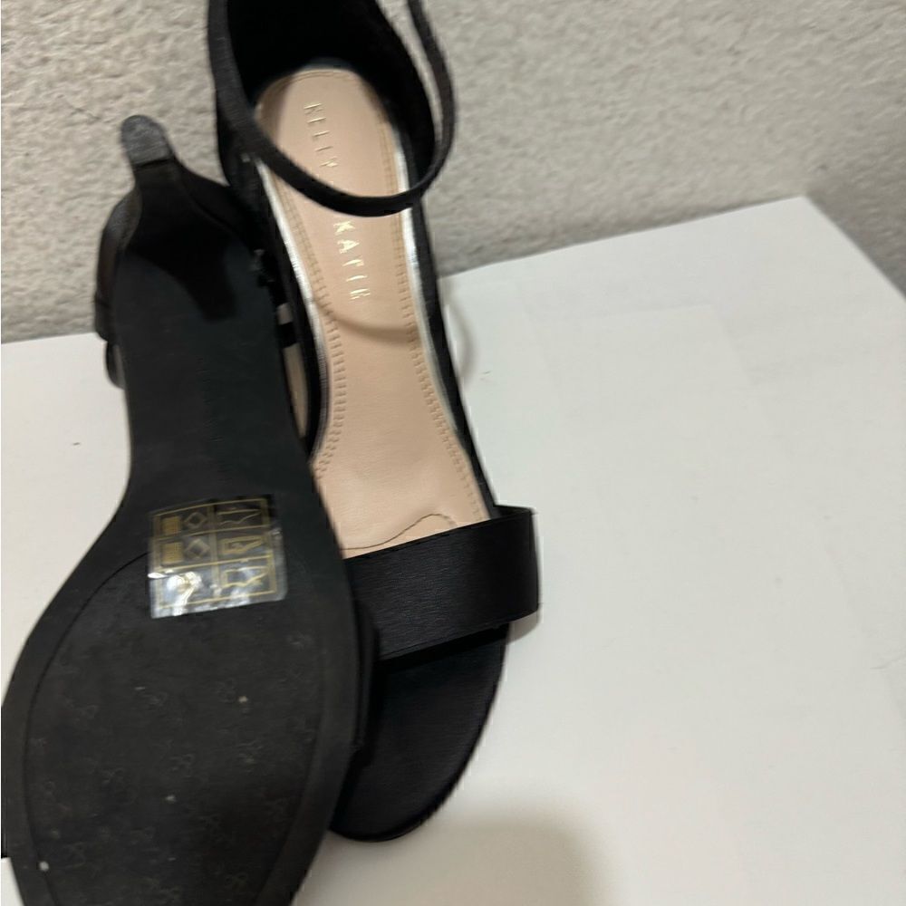 Kelly and Katie Kaini Satin Heels size 8.5 - Picture 8 of 11